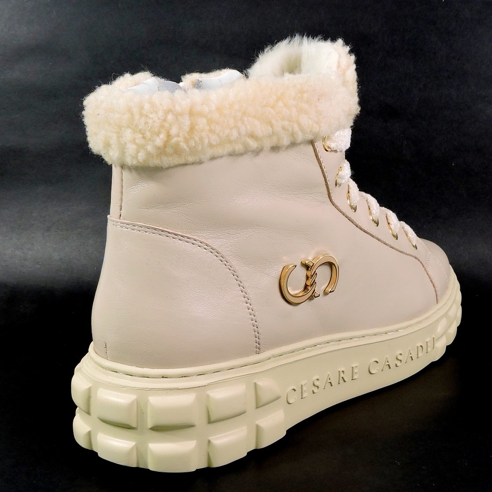 CASADEI 🇮🇹 WOMEN'S CREAM LEATHER COMFORT LAMB FUR WINTER FASHION FLAT BOOTIE - Picture 5 of 7